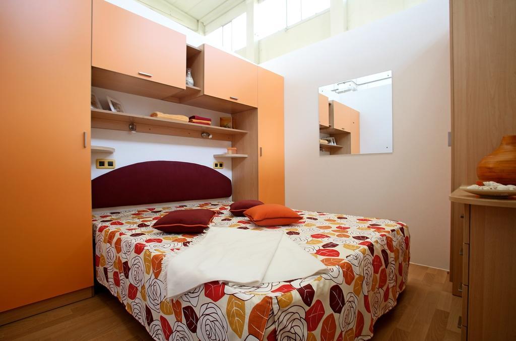 Le Esperidi Camping Ecoresort Marina Di Bibbona Δωμάτιο φωτογραφία