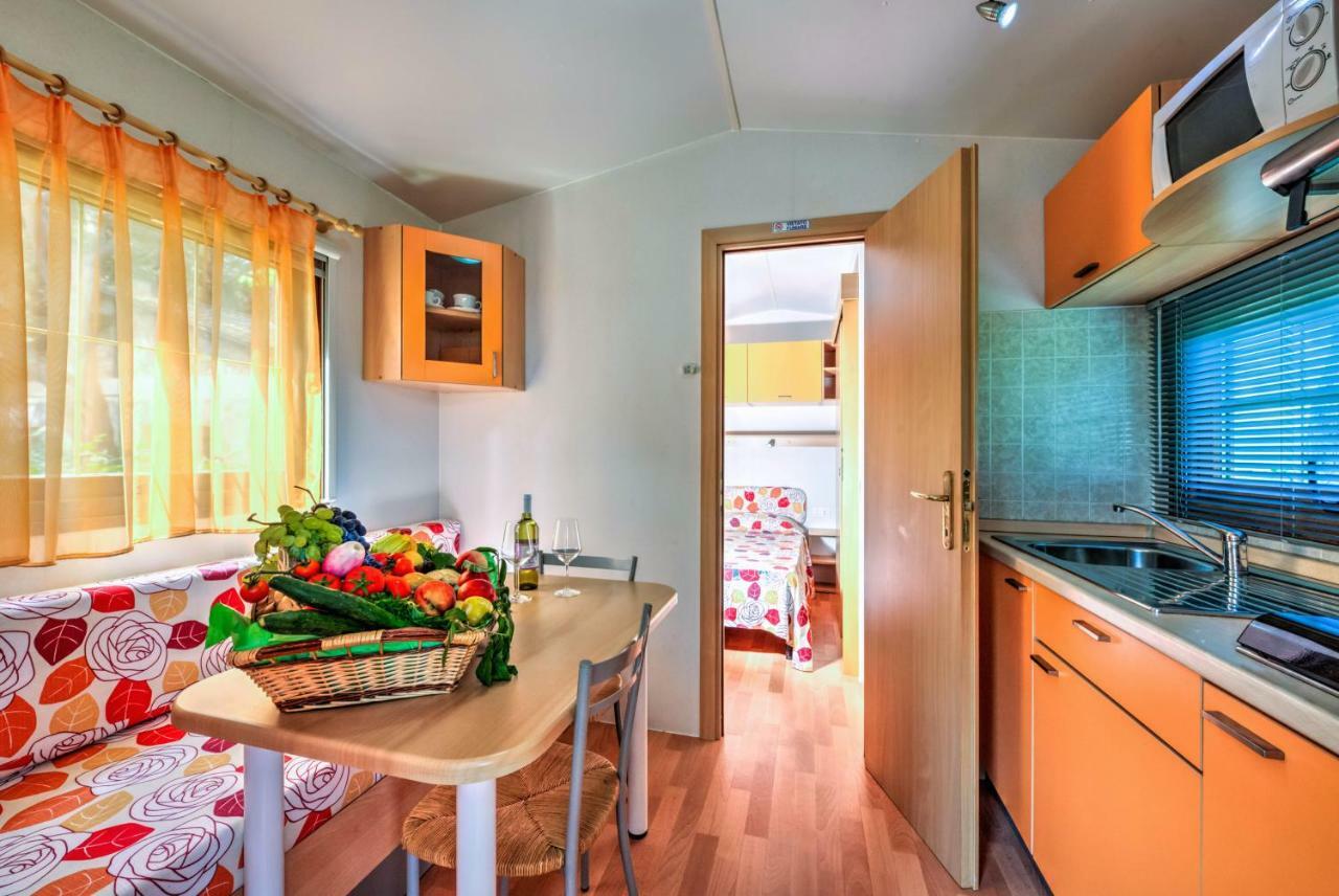 Le Esperidi Camping Ecoresort Marina Di Bibbona Εξωτερικό φωτογραφία
